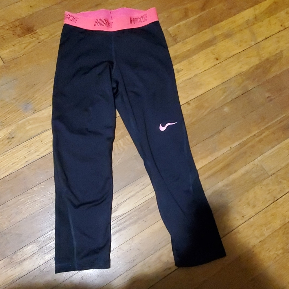 NIKE CROPPED GYM LEGGINGS!!❤🥰
